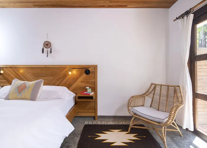 Hotel The Nomadic