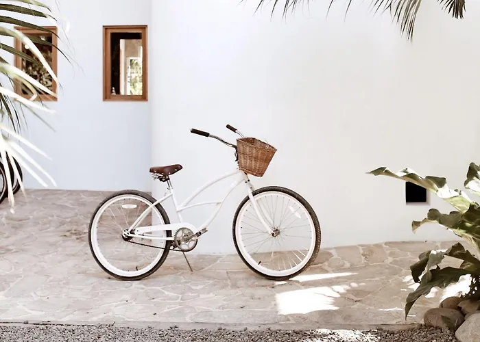 Hotel The Nomadic 3*