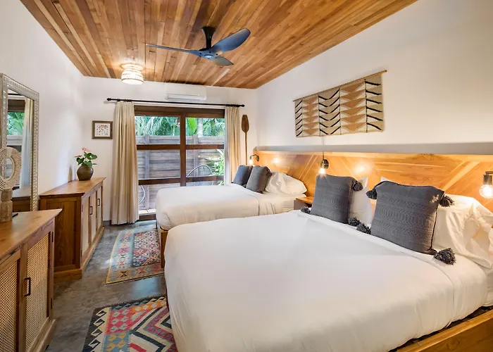Hotel The Nomadic 3*